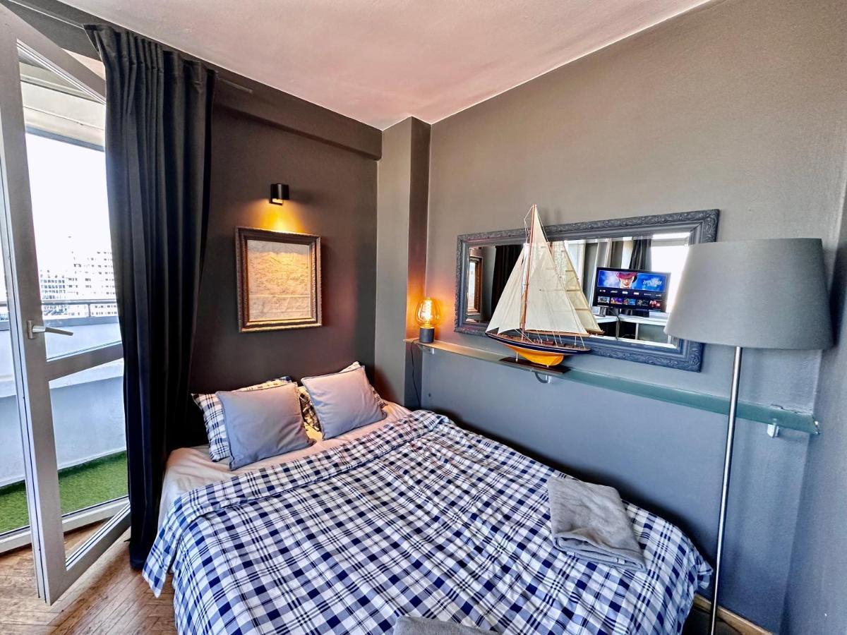 Super Apartament Grey Centrum 2X Metro Fast Wifi 300 Mbs Netflix Appletv Smarttv Spotify Panorama Miasta ワルシャワ エクステリア 写真
